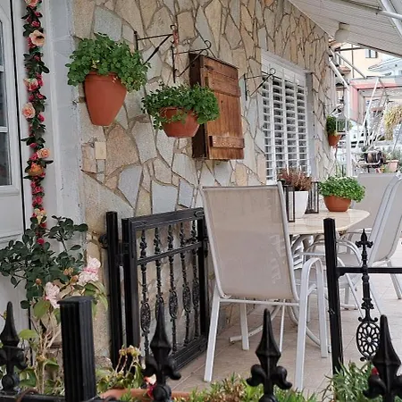 Kyperounta Troodos Mountain House * Λεμεσός