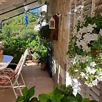 Kyperounta Troodos Mountain House Апартаменты