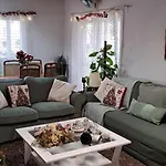 Kyperounta Troodos Mountain House Apartament *