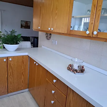 Апартаменты Kyperounta Troodos Mountain House