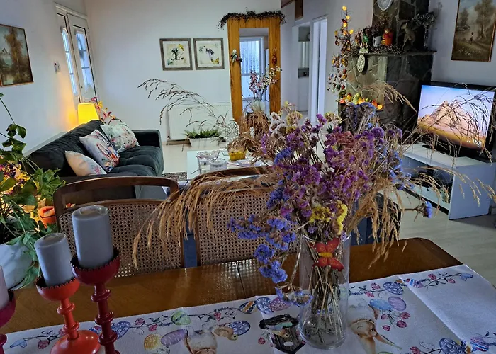 Kyperounta Troodos Mountain House *