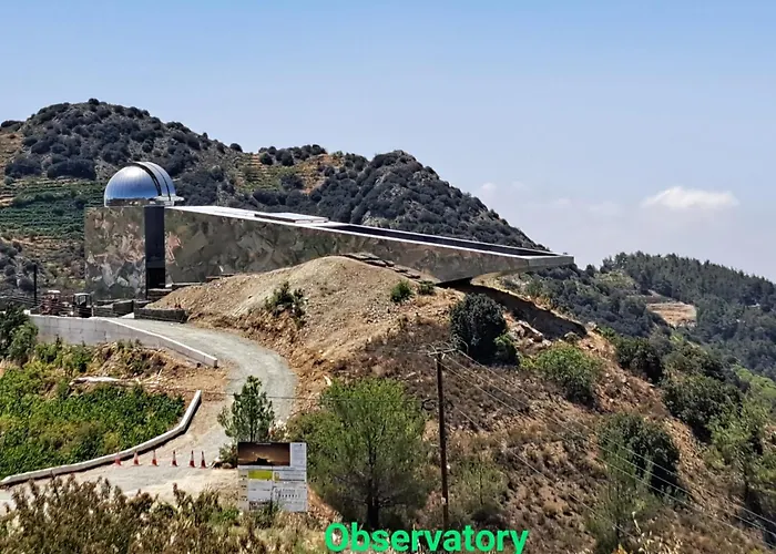 Kyperounta Troodos Mountain House *