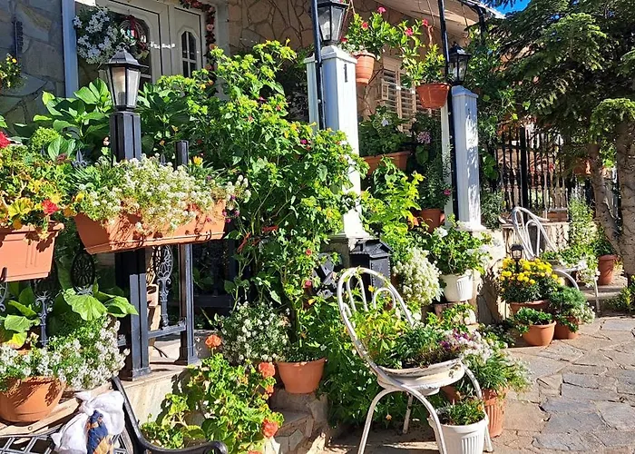 Kyperounta Troodos Mountain House *