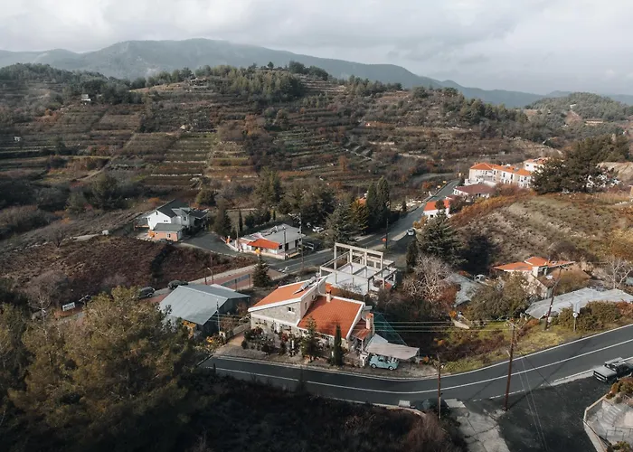 Kyperounta Troodos Mountain House Apartmán